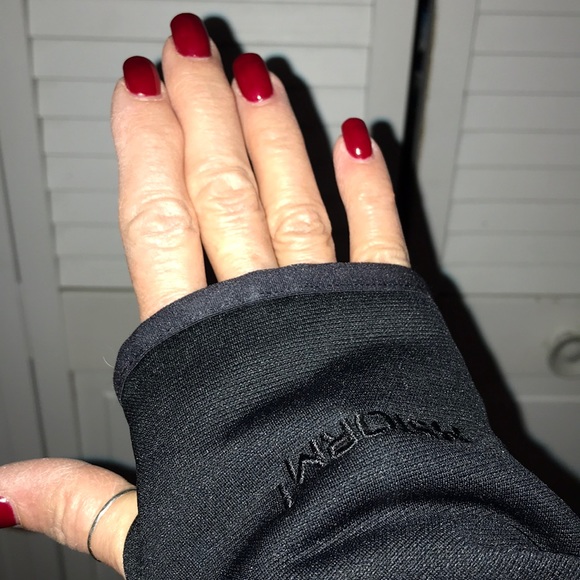 Hurley Pullover Running Hoodie - Picture 3 of 5